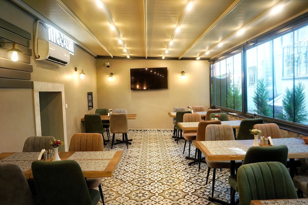 Cape Palace Otel - Image 43