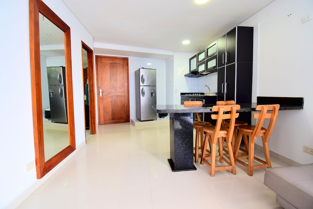 Apartamento Con Balcón - Piso 13 view 4