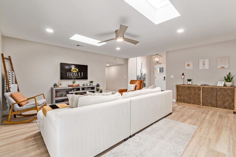 Citrus Grove Heated Pool Putt Grn Gameroom