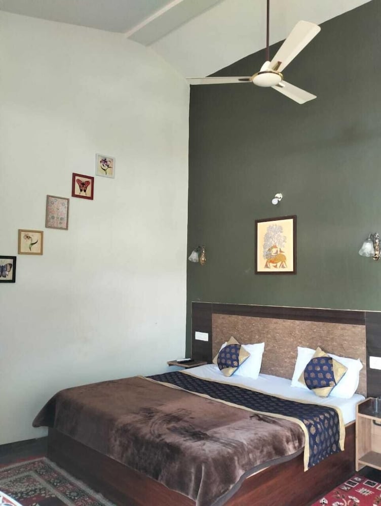 JAMTARA FARMSTAY pench tiger reserve