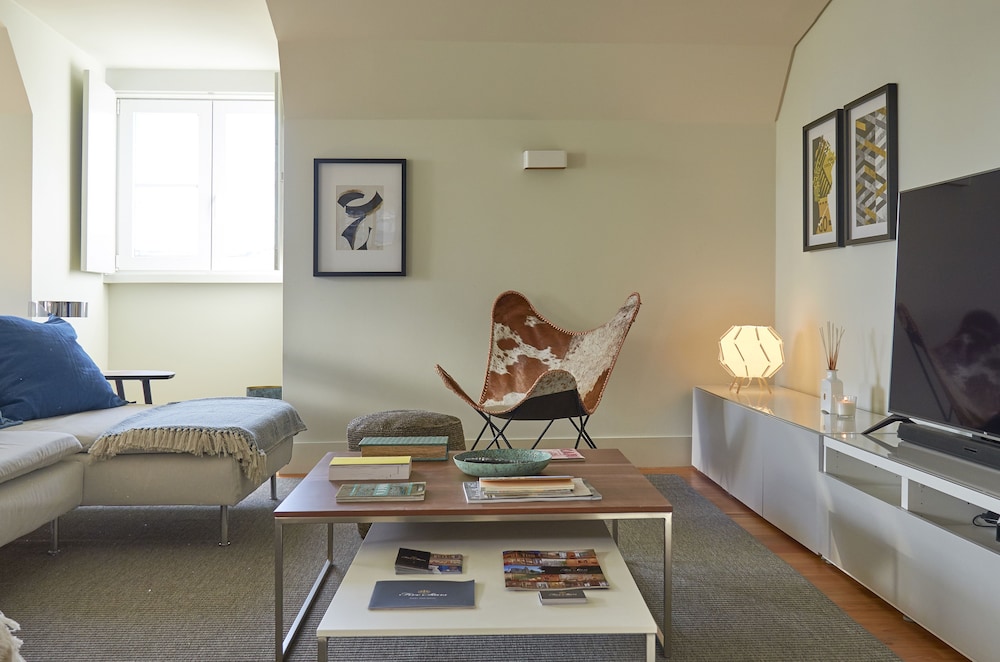 Lisbon Five Stars Apartments - Bica 246