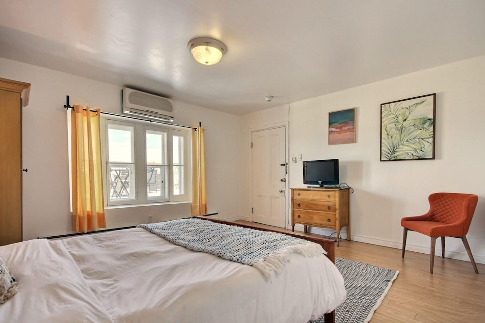 Single Room Parking View