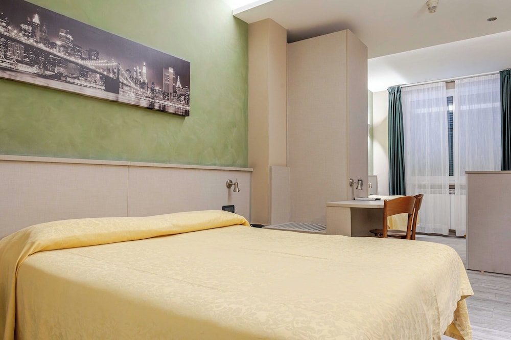 Hotel 3 Comfort and Serenity Heart of Ventimiglia photo 2