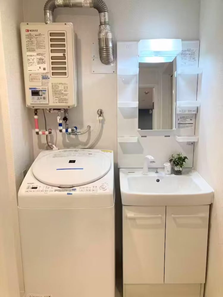 Shinosaka Grand Heights 301
