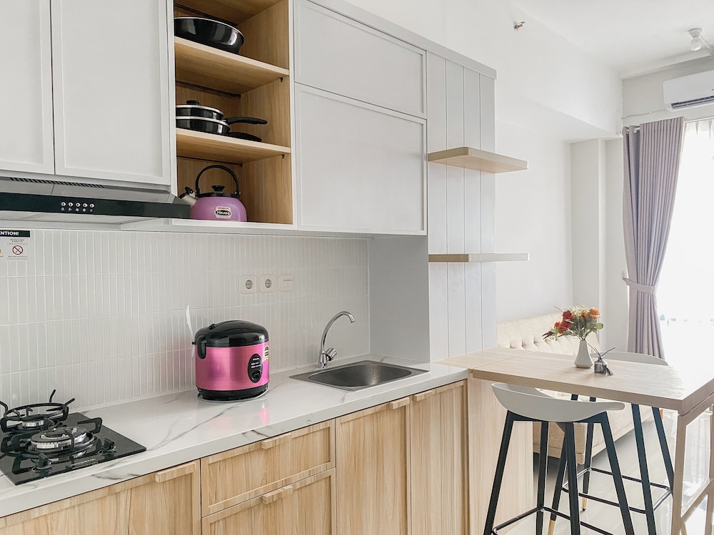 Wonderful And Homey Apartment 1Br At Vasanta Innopark