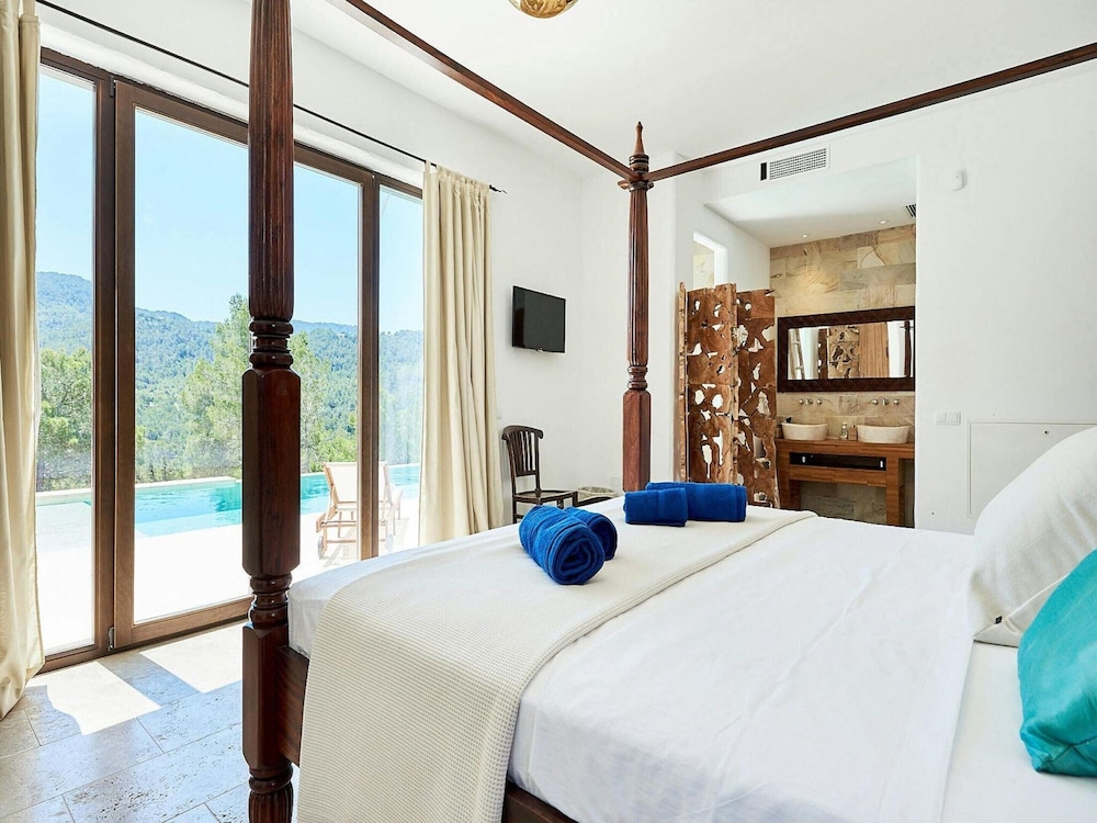 Holiday Home With sea View