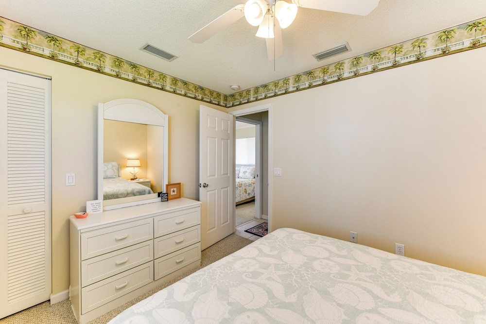 Canal-front Home in Rotonda West Near Golf + Beach