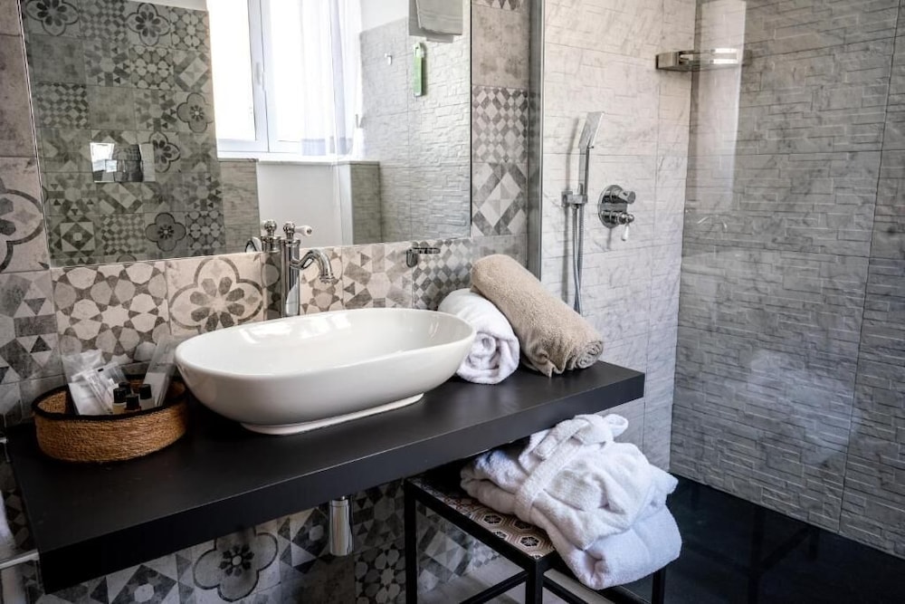 aria boutique hotel