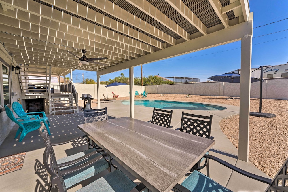 Pool, Game Room, Hot Tub: Lake Havasu City Oasis!