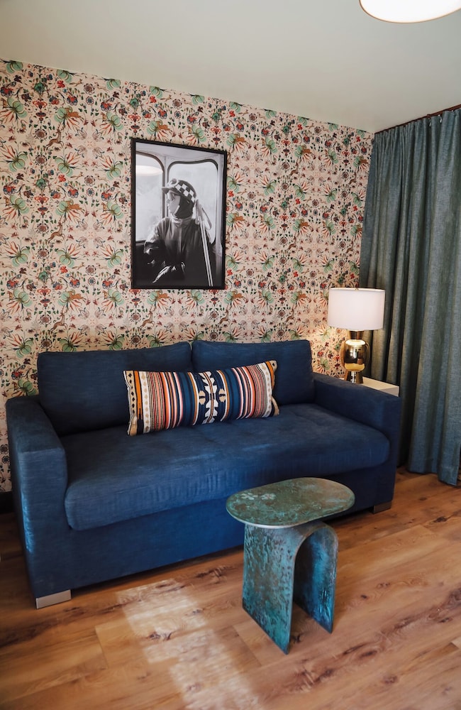 Altus Lodge