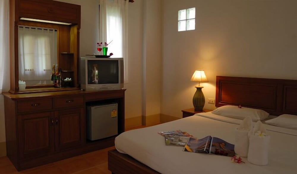Thong Takian Resort