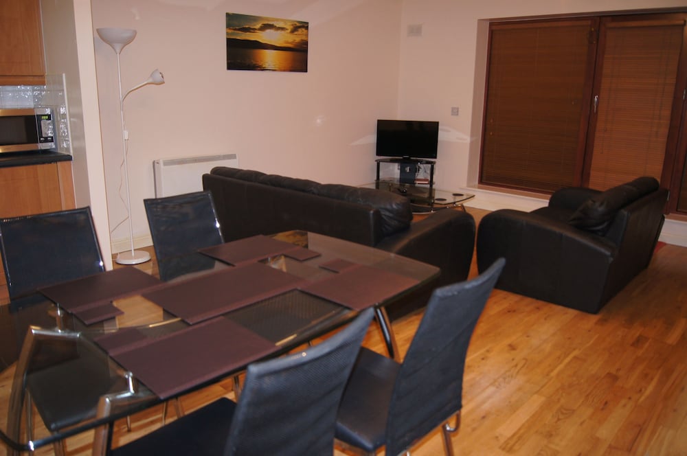Castleforbes Holiday Apartment