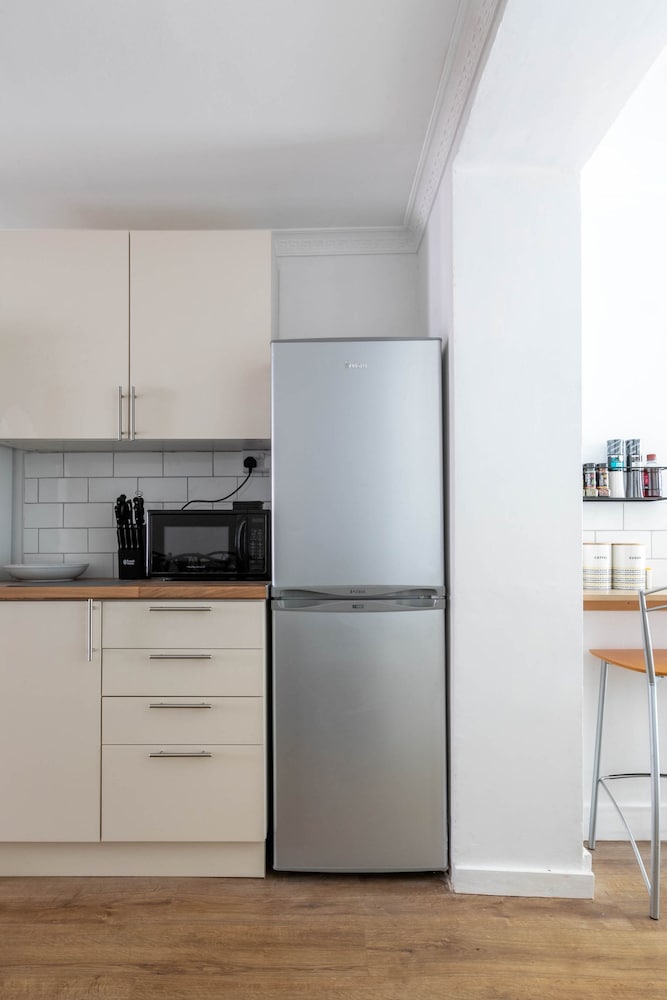 Stylish 2Bd Family Hideaway In Dover