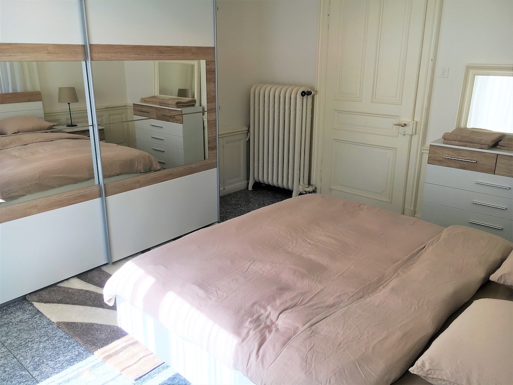 Ariba Aparthotel