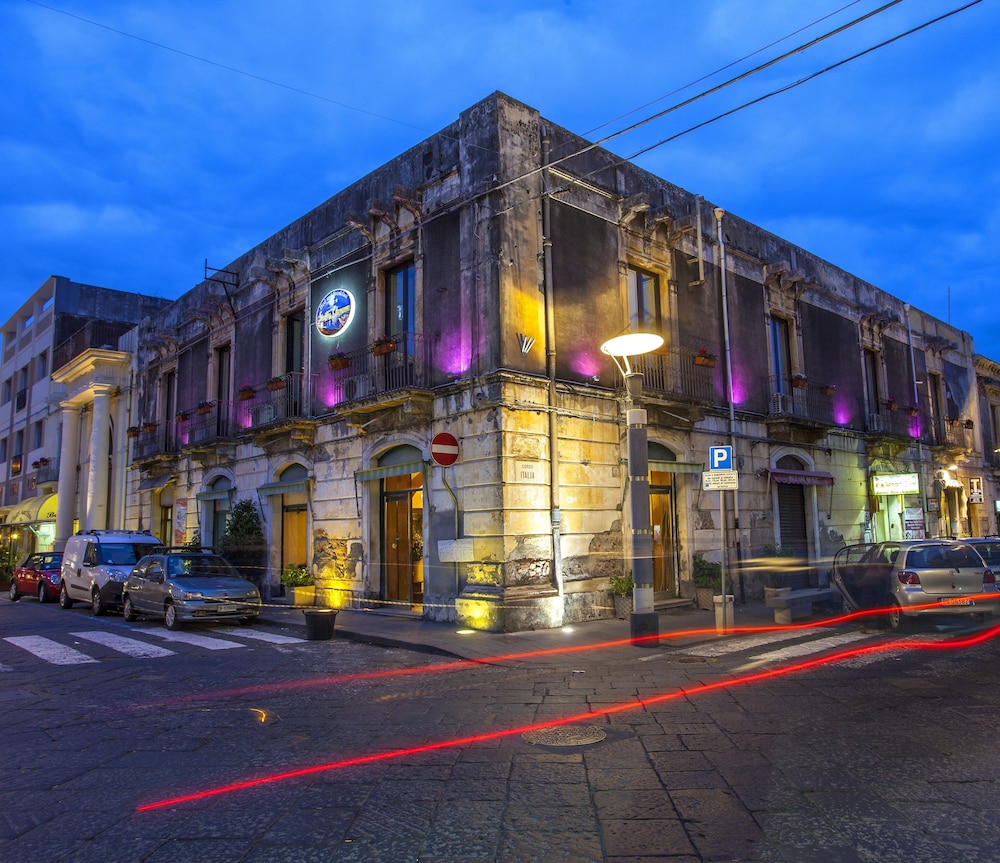 Hotel Sicilia Etna Mare - Image 1