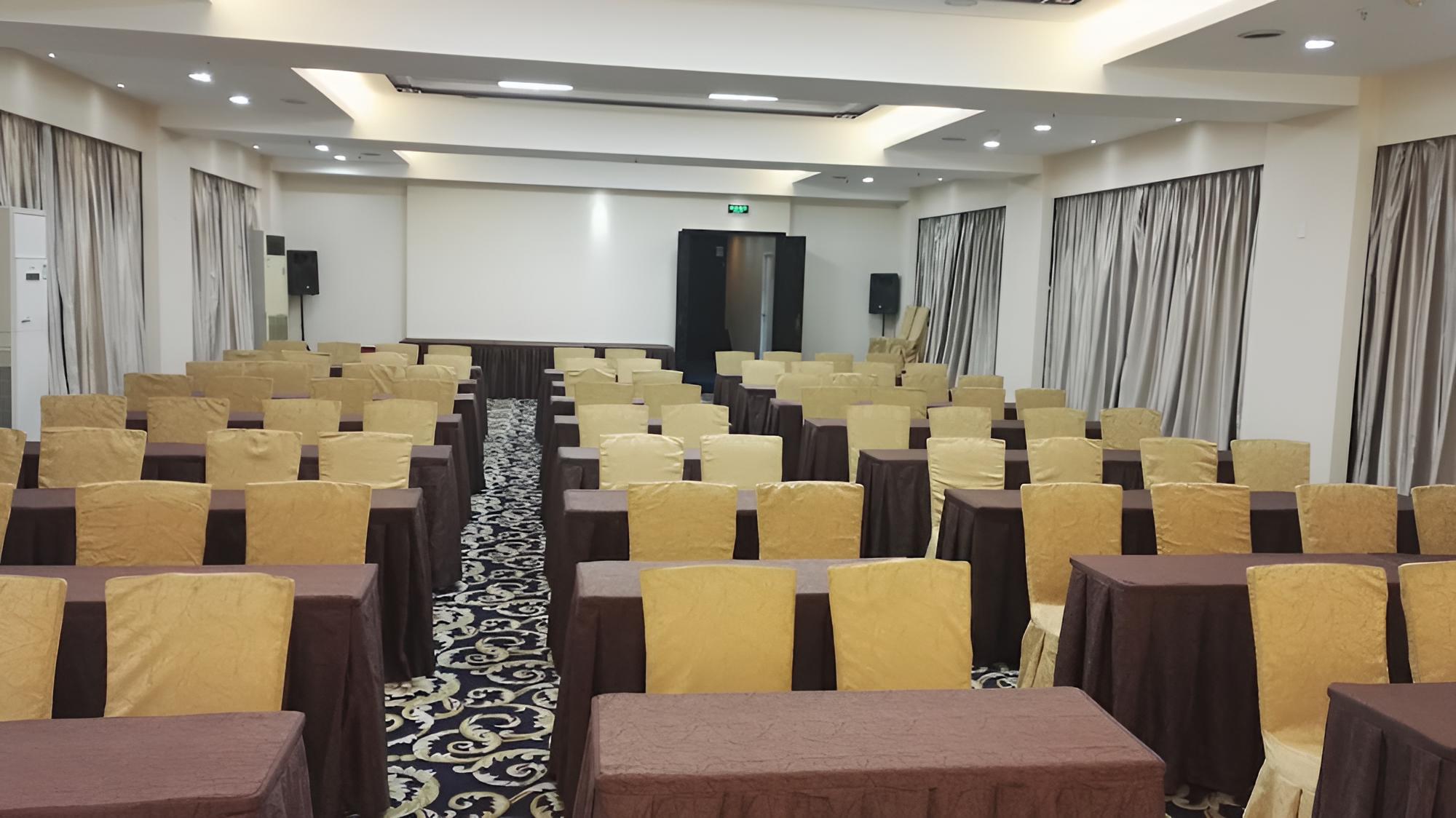 Ane Grand Hotel