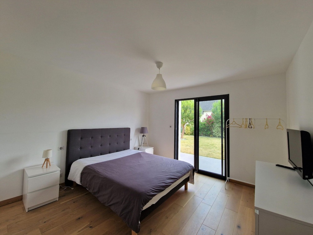 Quite Holiday Villa in Benodet