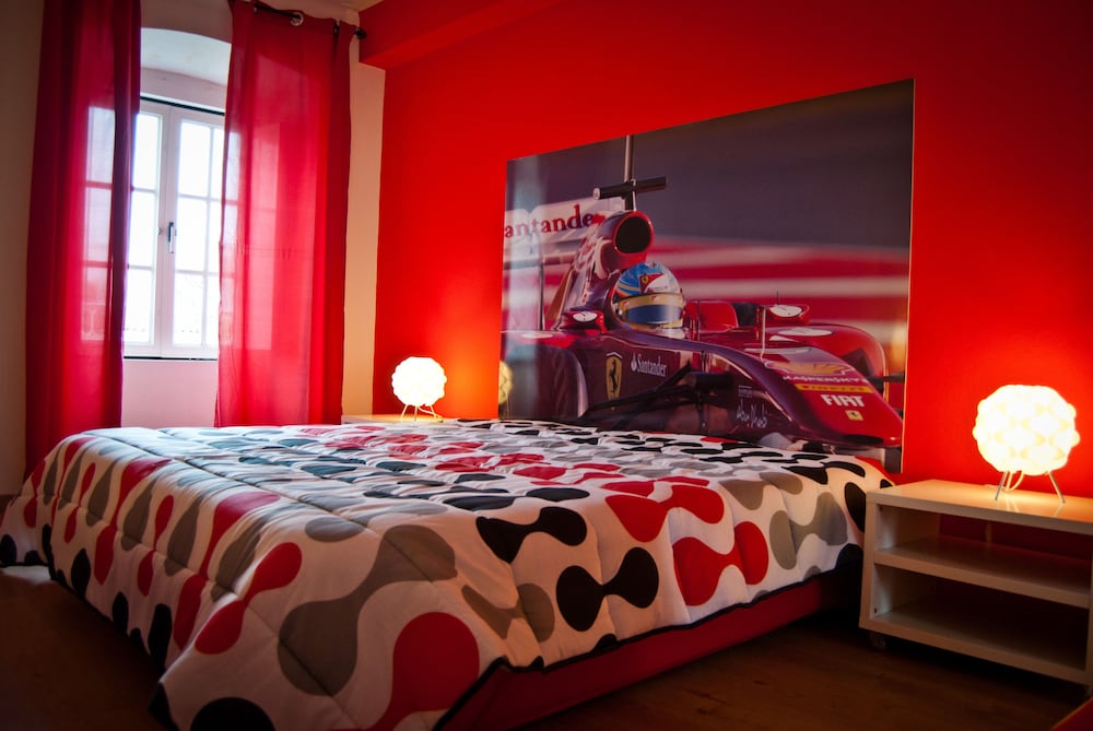 D. Dinis Low Cost Hostel — photo 2