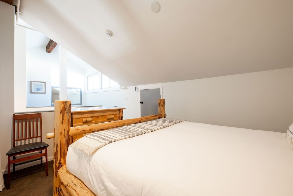Park City Ski Resort UT - Snow Flower Vacation Homes