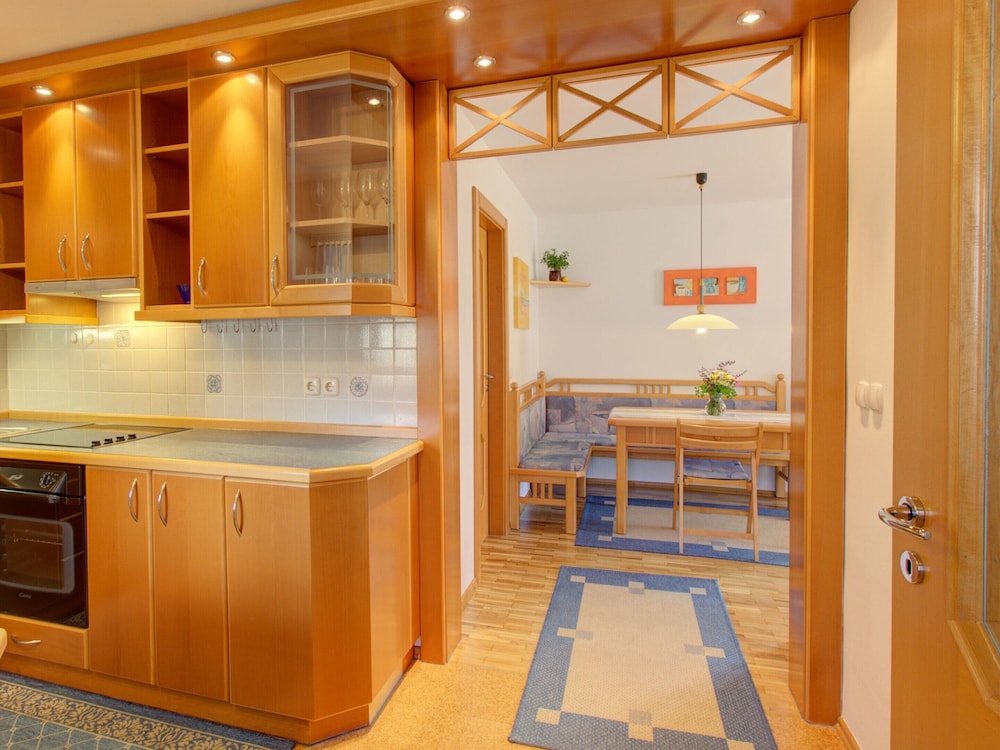 Lovely Apartment in Bled near Lake view 5