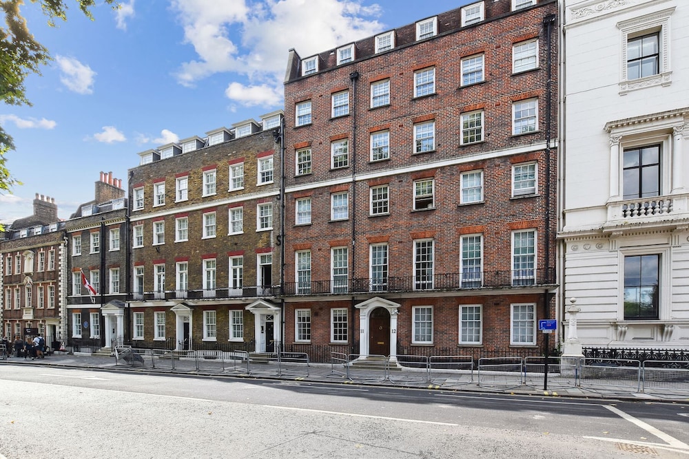 Buckingham Palace by Aeria Apartments