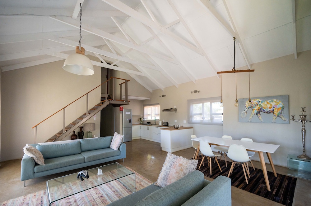 Bushriver Lodge