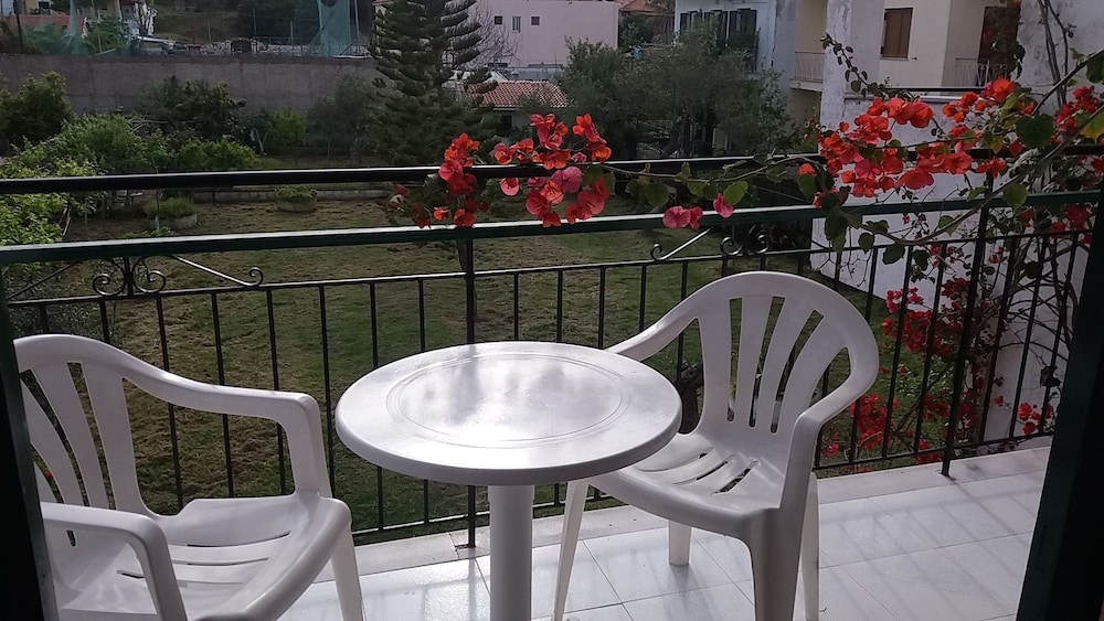 Maria's Apartments