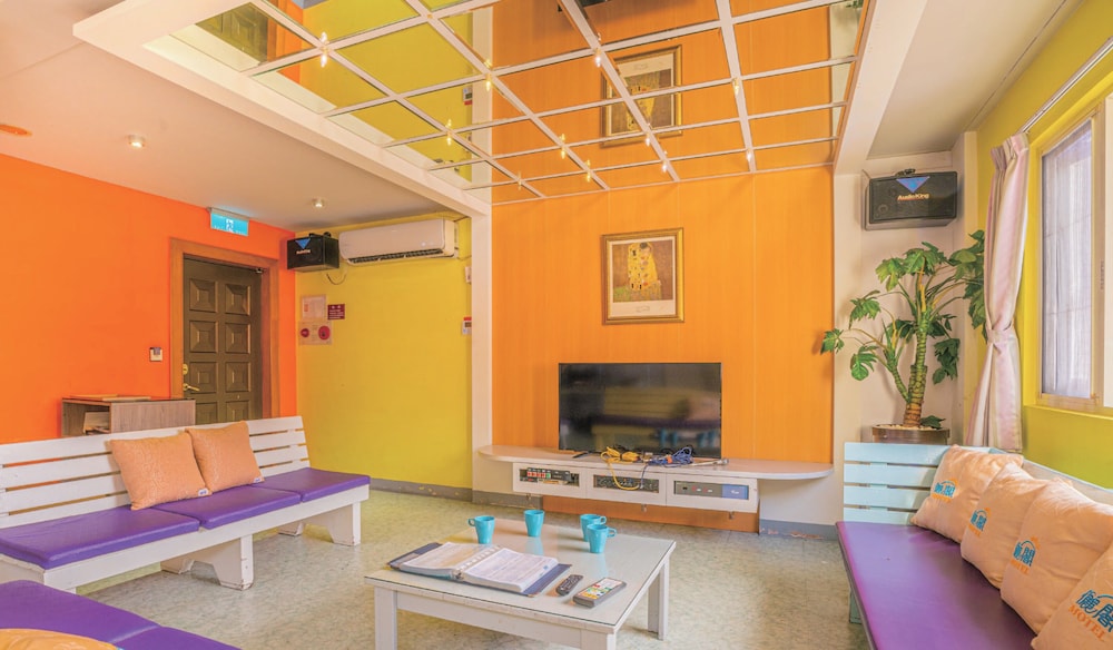 Regale Villa Hotel