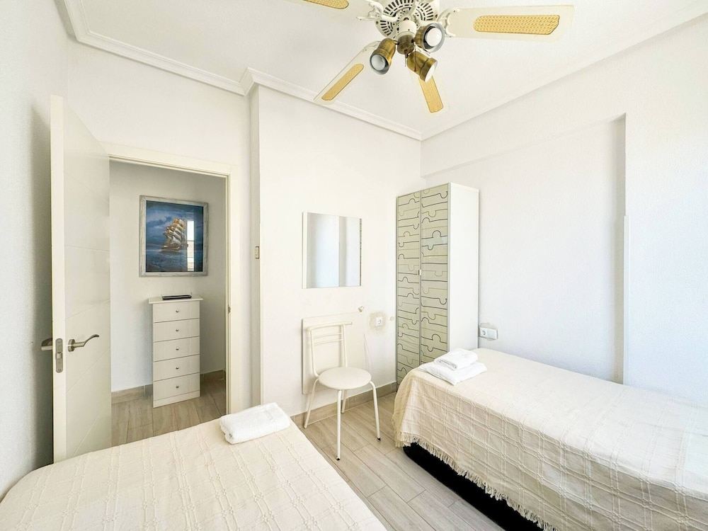 Large Apartment for 6 People on the Seaside