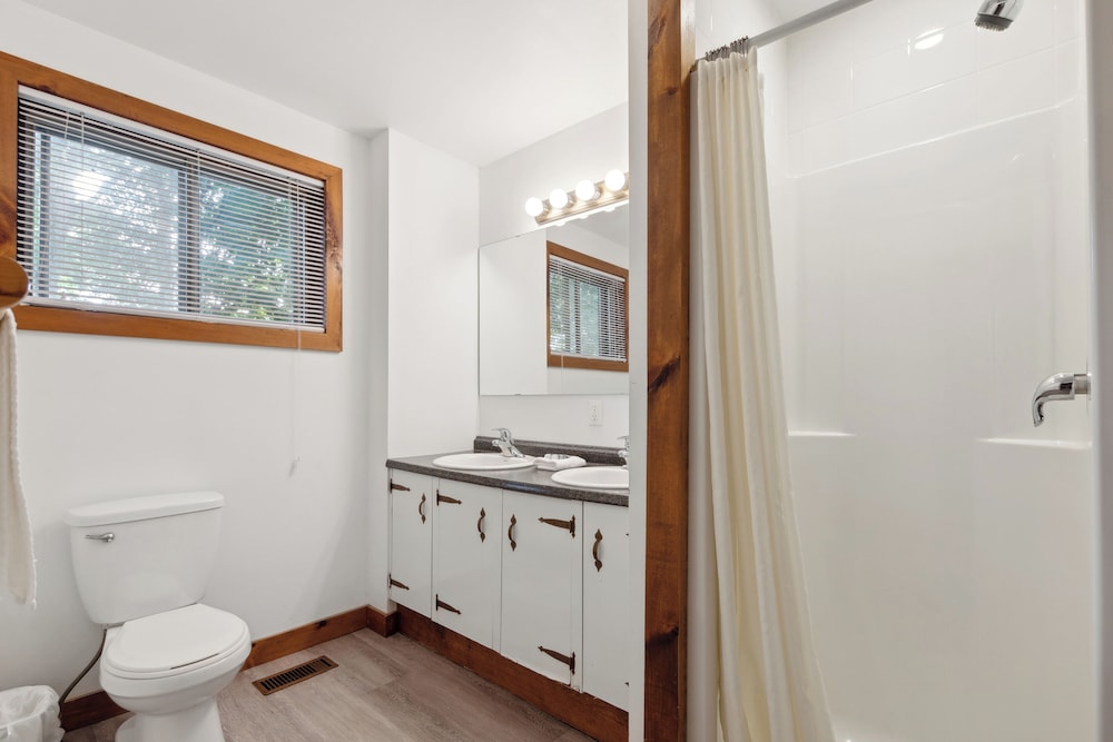 Birch View Chalets