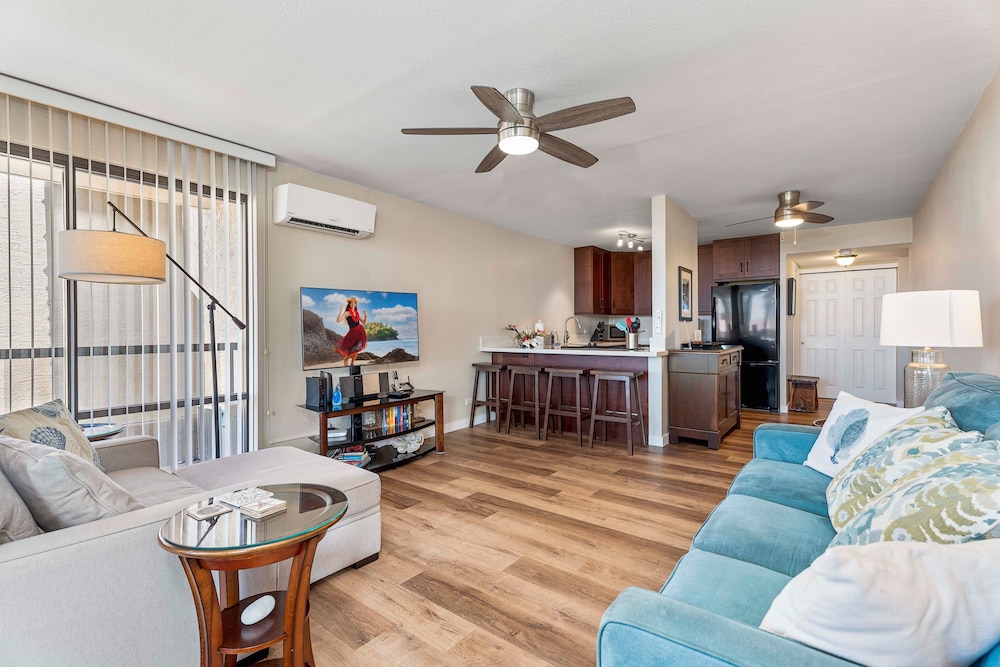 Easy Walk to Village - Air-conditioning - Ocean View - Wifi - Vrkcv