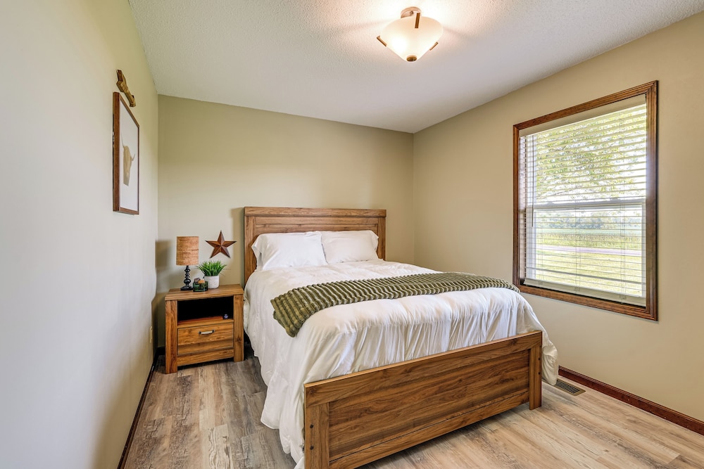 12 Mi to Mississinewa Lake: Peaceful Retreat