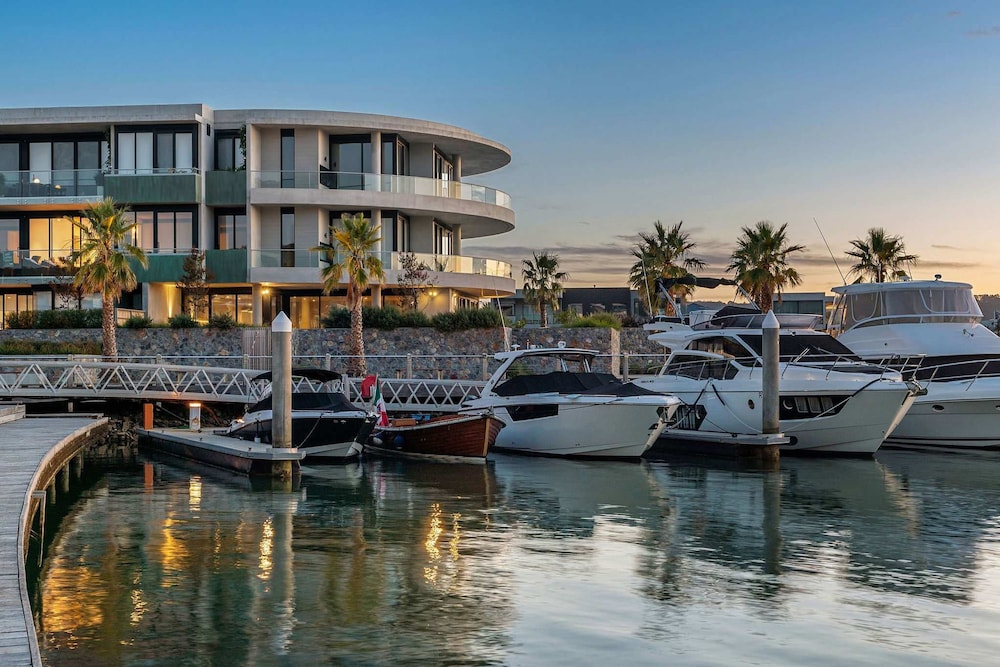 La Perla Marina Penthouse With Private Pool