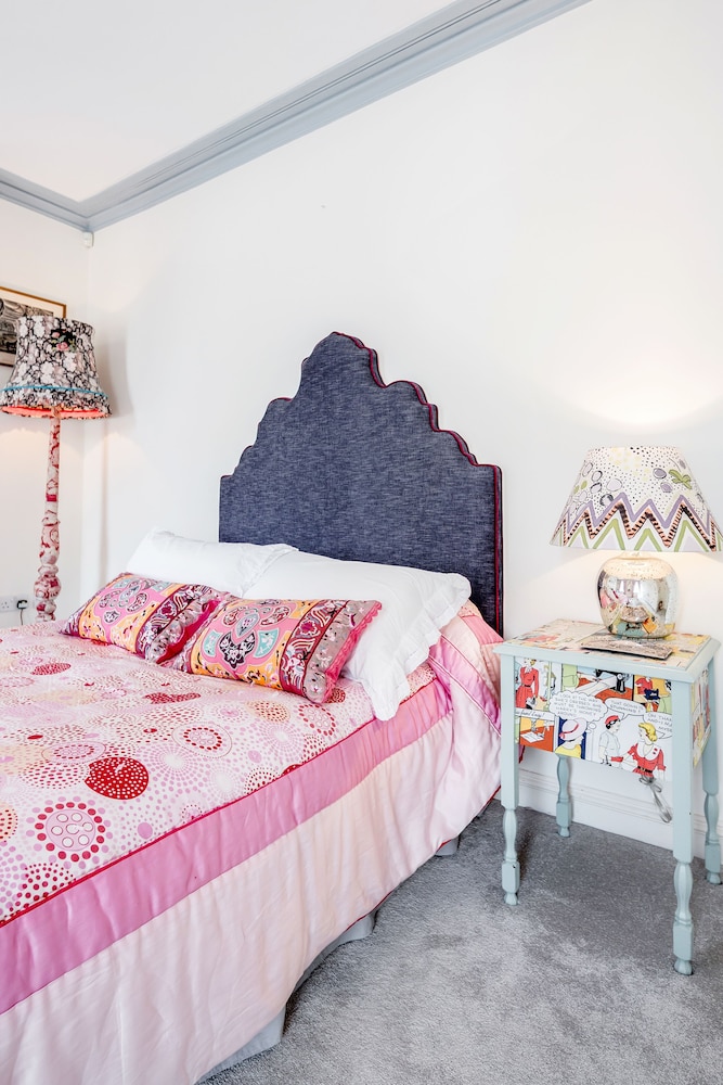 Exquisite Designers Abode