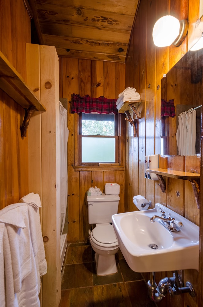 Idyllwild Bunkhouse