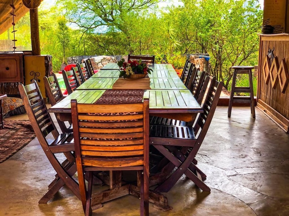 Lesoma Valley Lodge