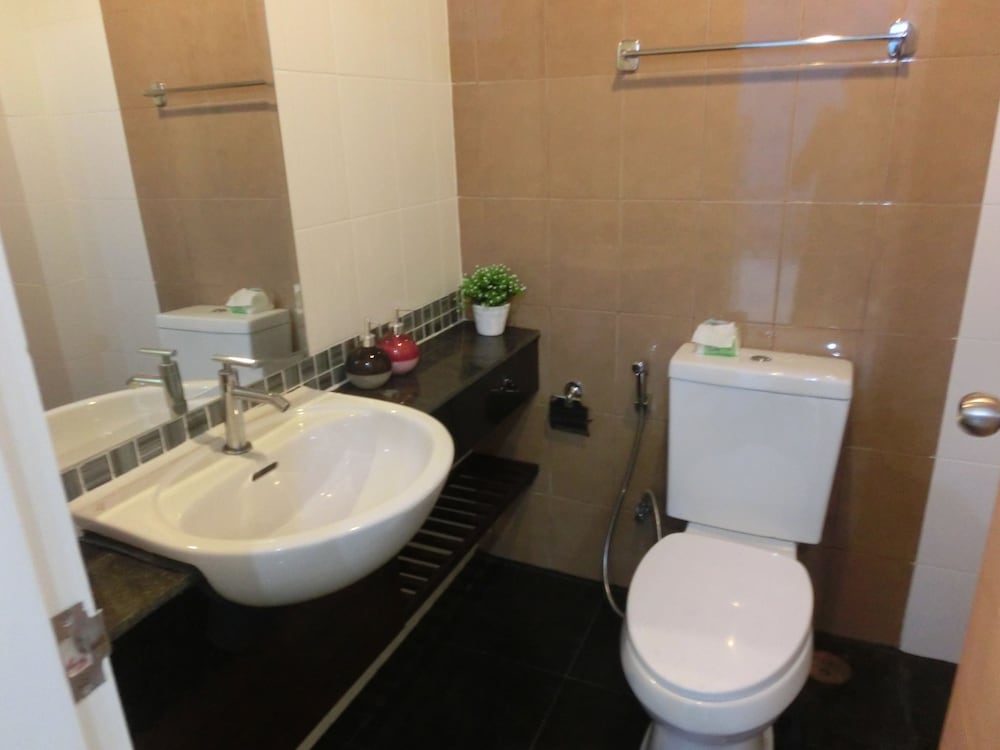 Kathu Vacations - Ratchaporn Place - Property Image 2