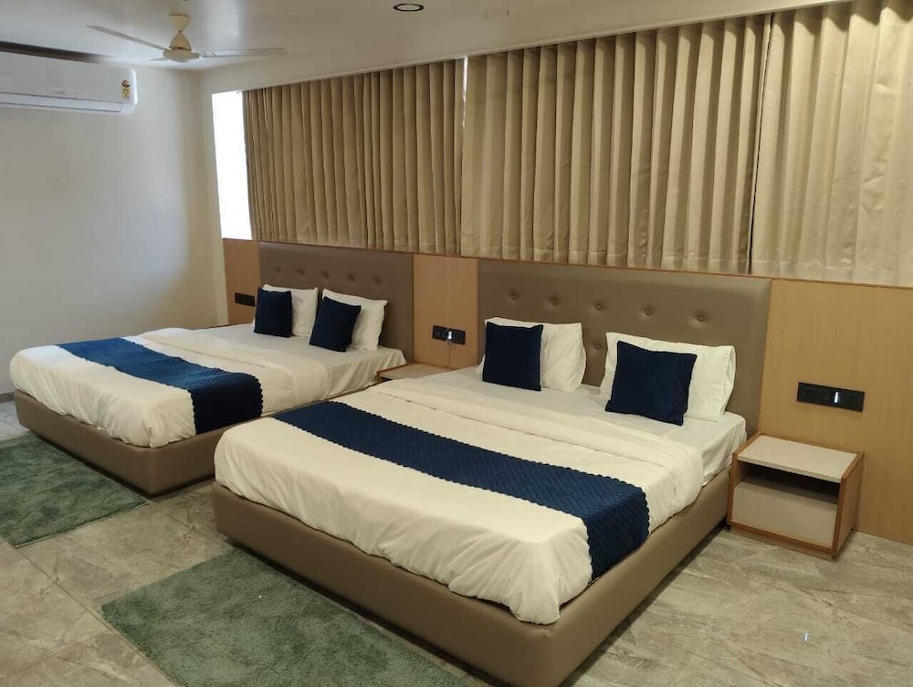 Hotel Earth Orbit