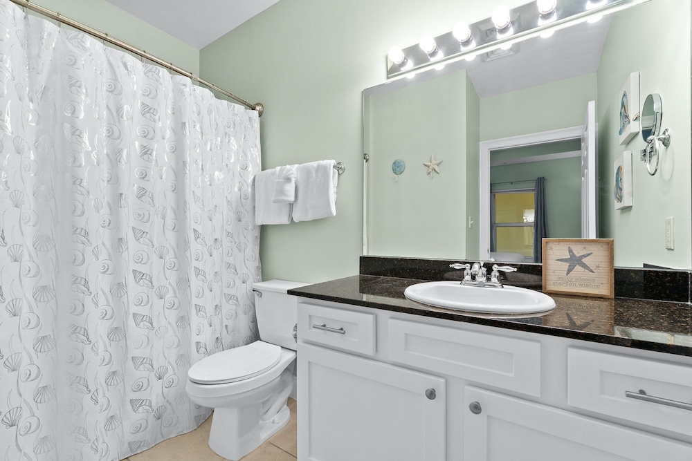 Calypso Beach Resort by Panhandle Getaways