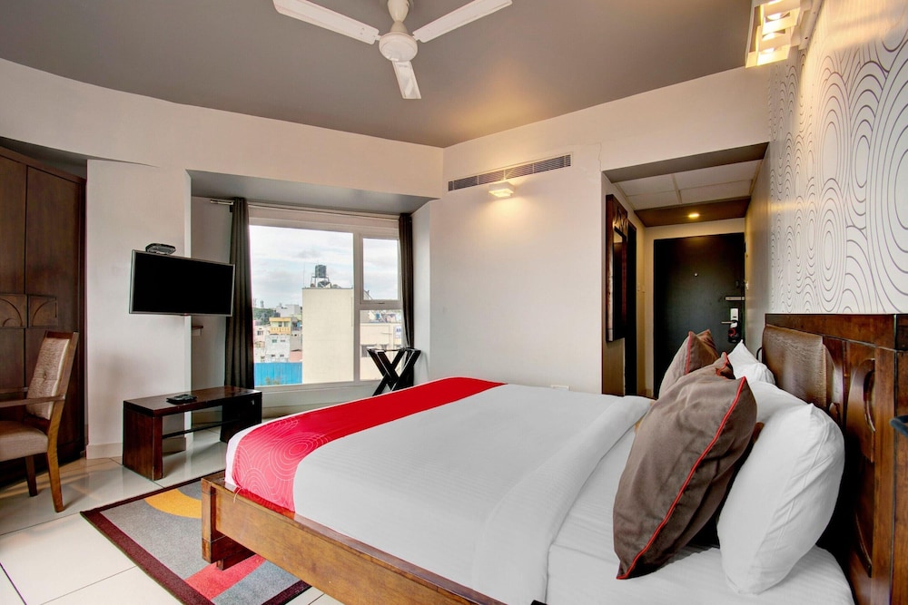Elite Stays at Ulsoor Near Halasuru Metro Station