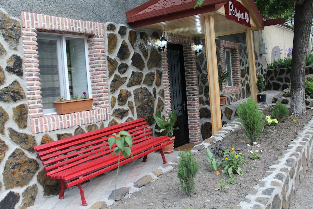 Guest House Poligloti