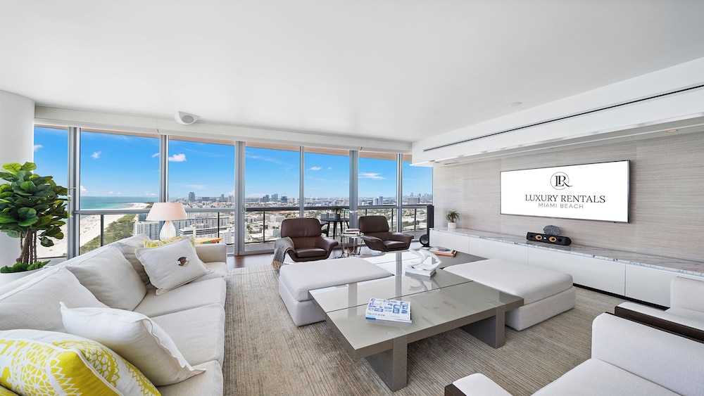 Luxury Vacation Rentals at The Setai by LRMB