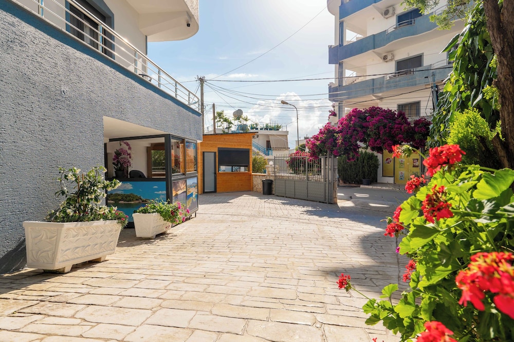 Villa JIOTA