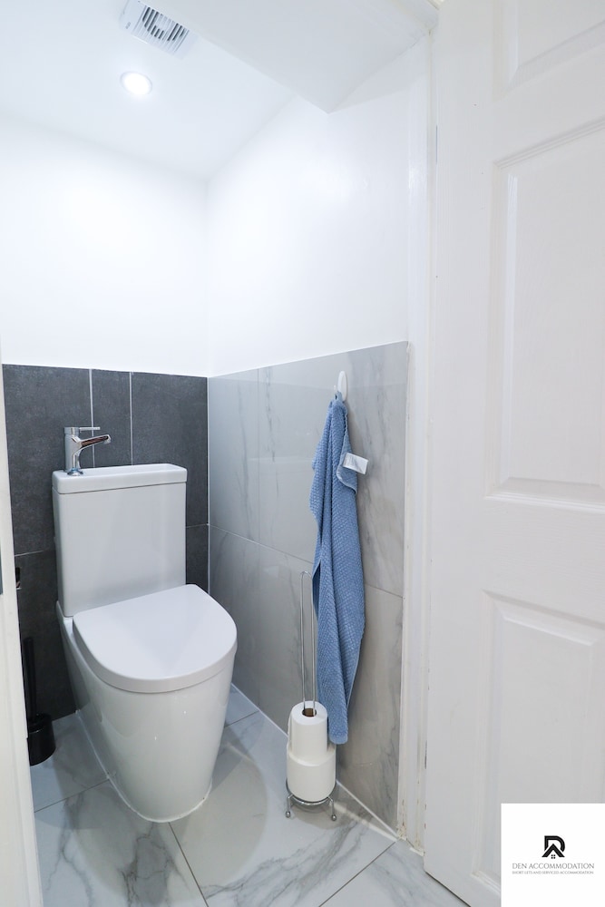 3-bed House in London Near the O2 Arena & Excel