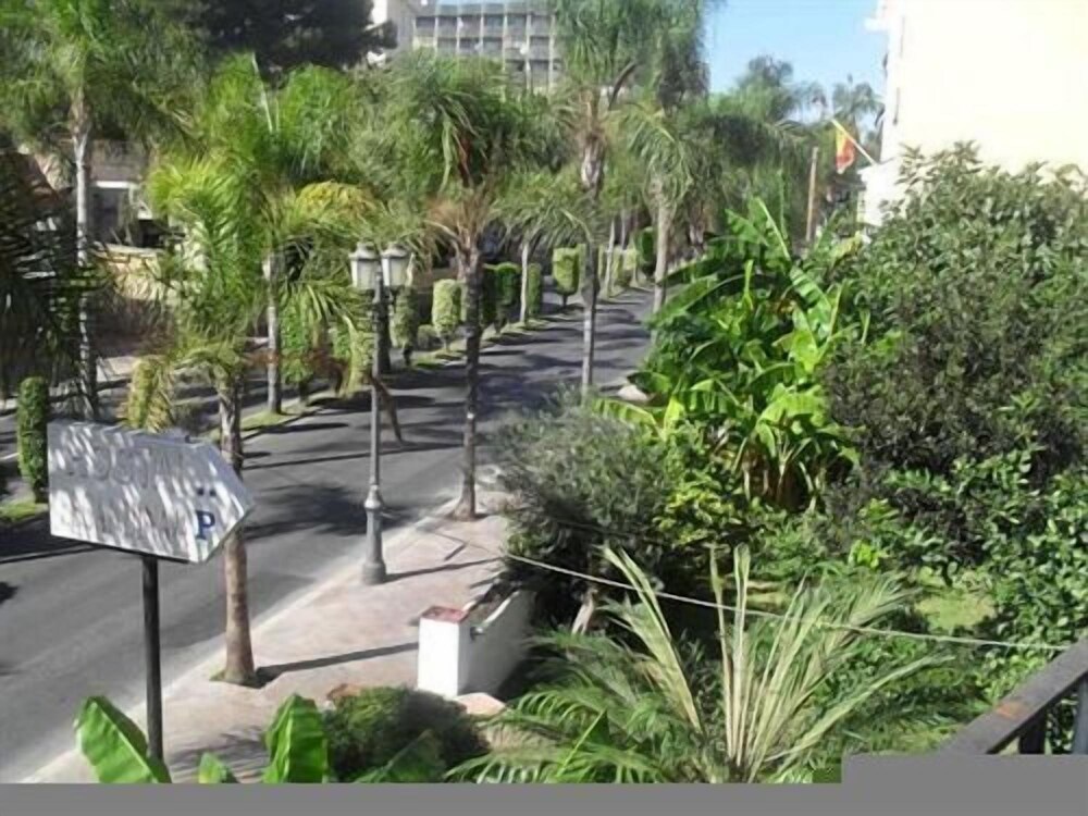 Hostal Escandinavia