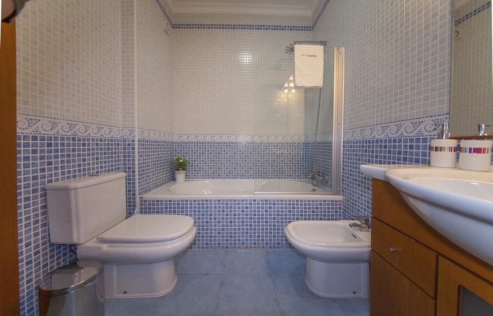 B41 - Windmill Modern With Pool, 사진 25