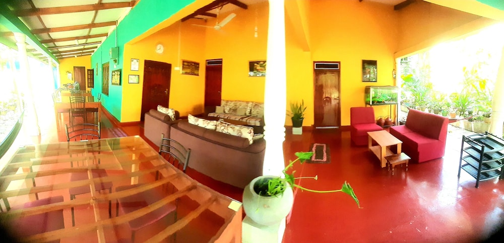 Palitha Home Stay