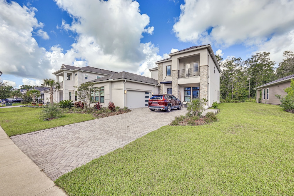 < 20 Mi to JAX Beach + Game Days: Upscale Retreat