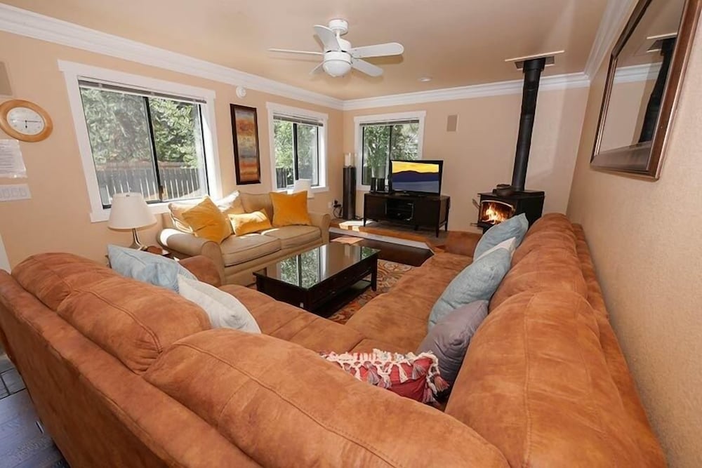 930 Rubicon Trail 4 Bedroom Home by RedAwning