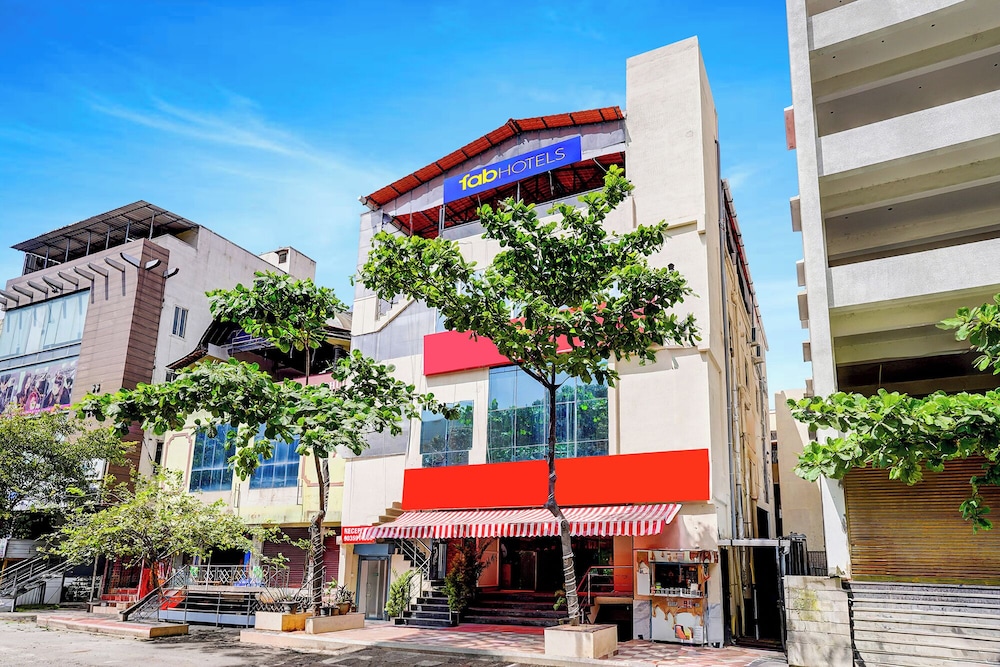 Fabhotel Aranya Residency